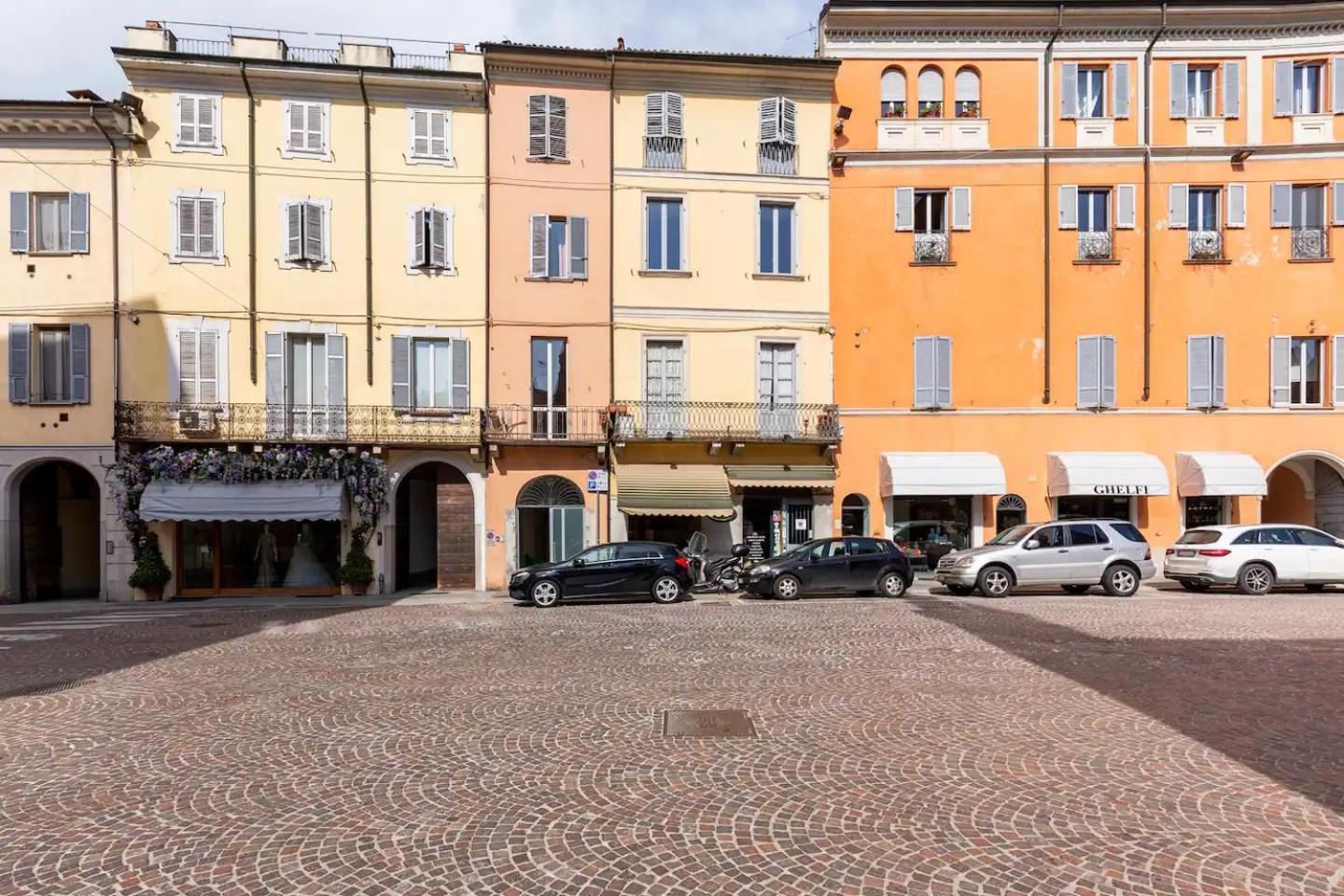 Loft 33 Piacenza Exterior foto